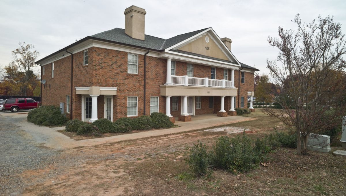 Delta kappa epsilon wake forest